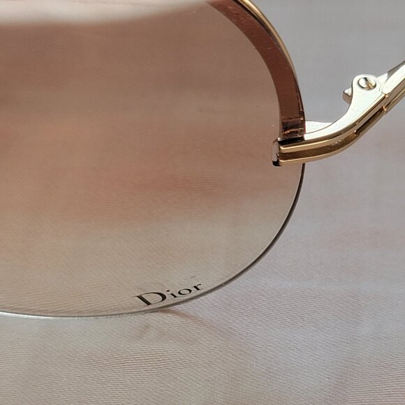 Authentic Dior aviator sunglasses - Picture 16 of 16